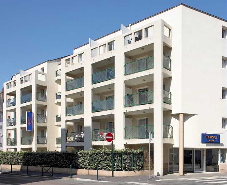 Residence Pierre & Vacances La Baie Des Sables Ле-Сабль-д’Олон Экстерьер фото
